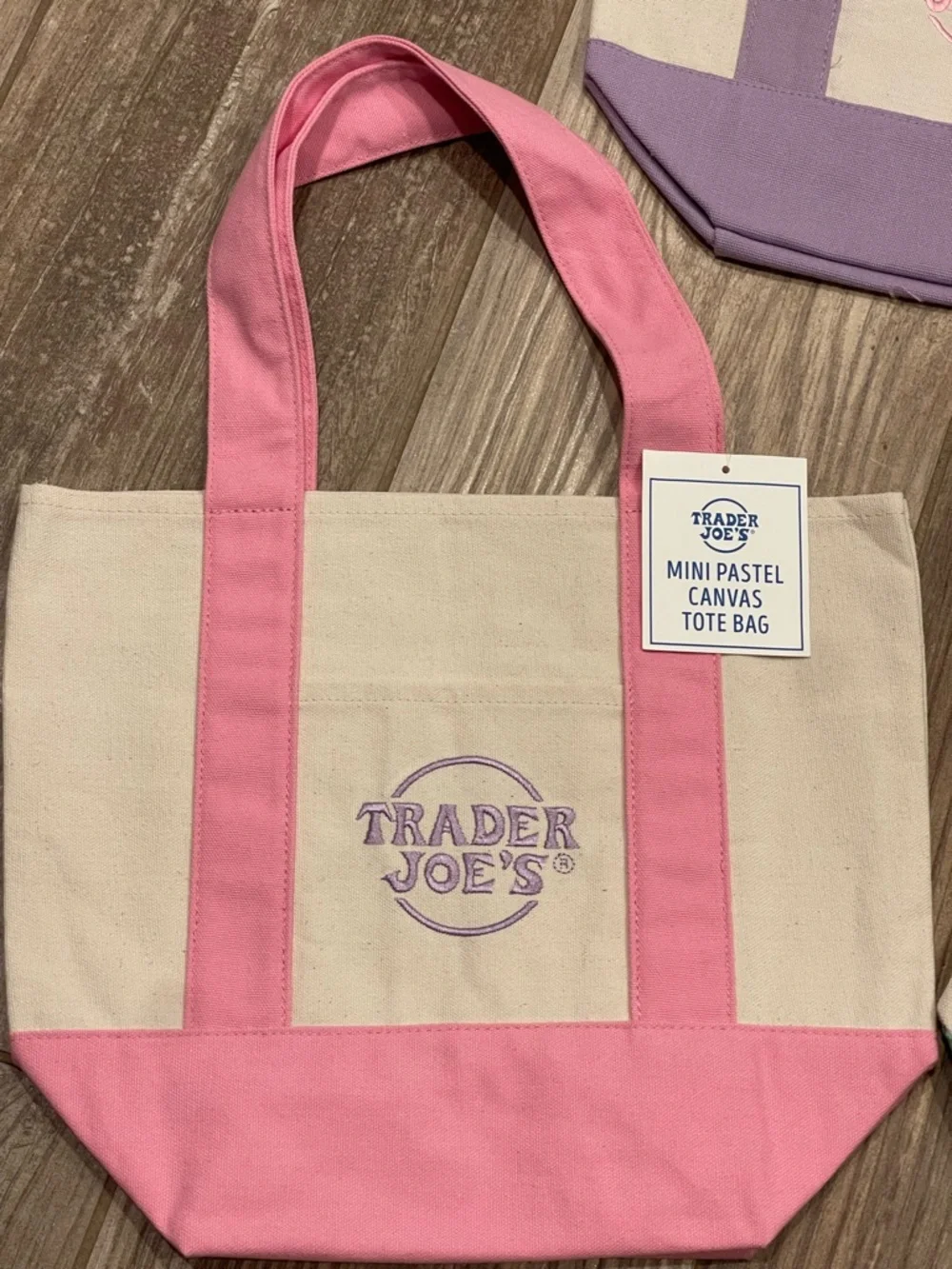 Trader Joe's 5 Pastel Canvas Tote Bag BUNDLE ~ 1 Large 💜 4 Minis 💜🩷🩵💚 NWT - Picture 3 of 10